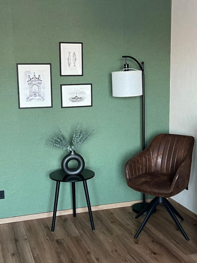 Gemuetliches Studio Im Stadtkern Mit Kanalblick Emden Exterior foto